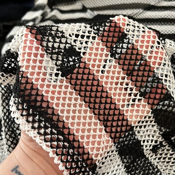 ROYAL BONES Long Sleeved Fishnet Shirt - Picture 3 of 4